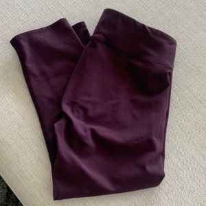 Fabletics M cropped leggings